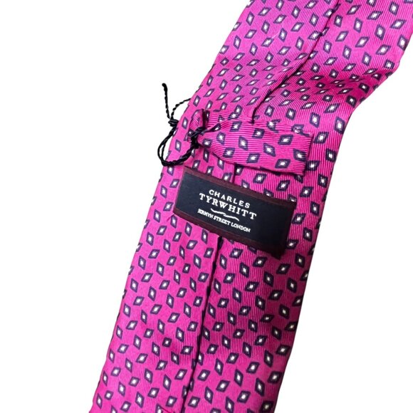 Charles Tyrwhitt Men's Tie Bright Pink Diamond Print NEW with tags 100 % Silk - Picture 7 of 8